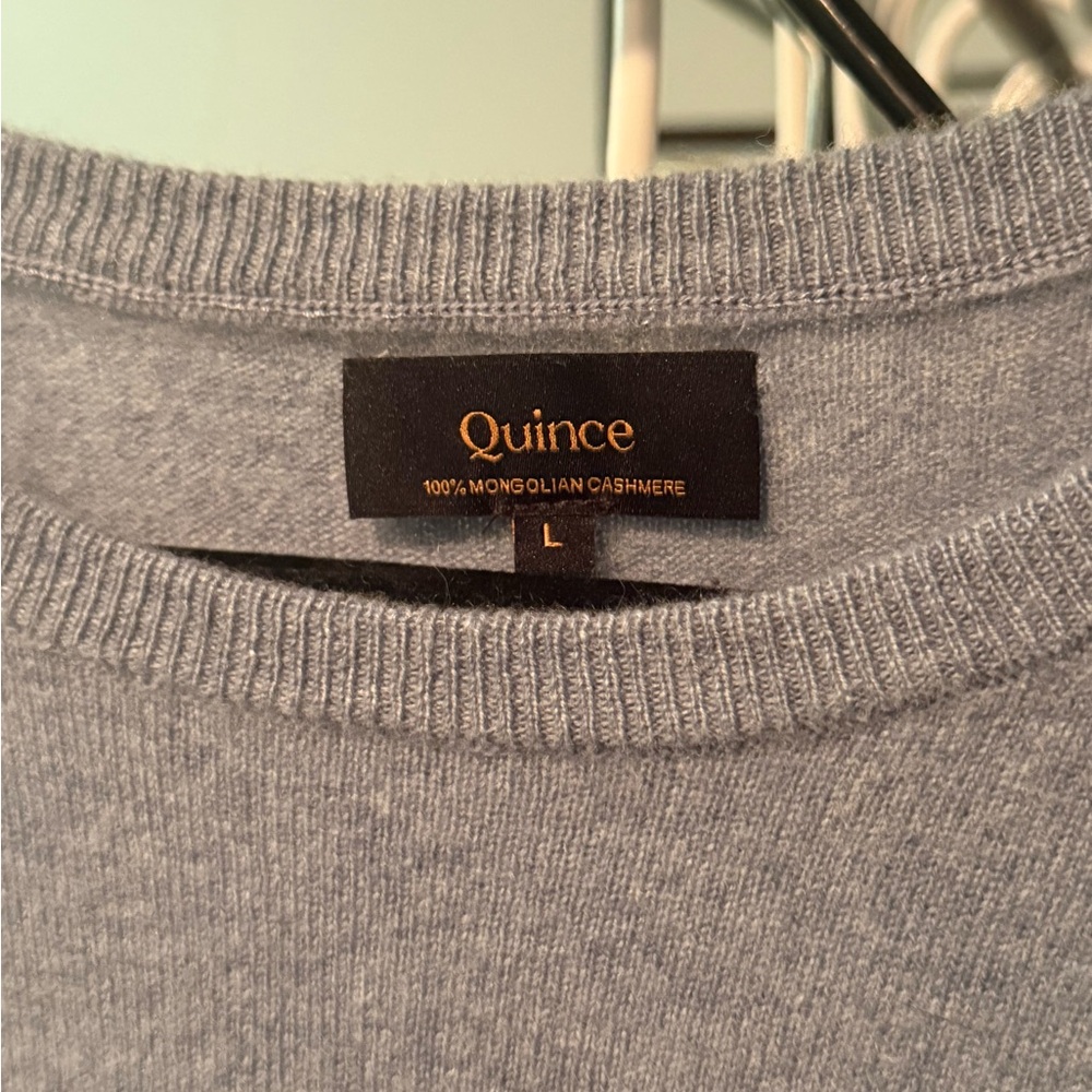 Quince Women's Soft Blue Gray Cashmere Crewneck Sweater